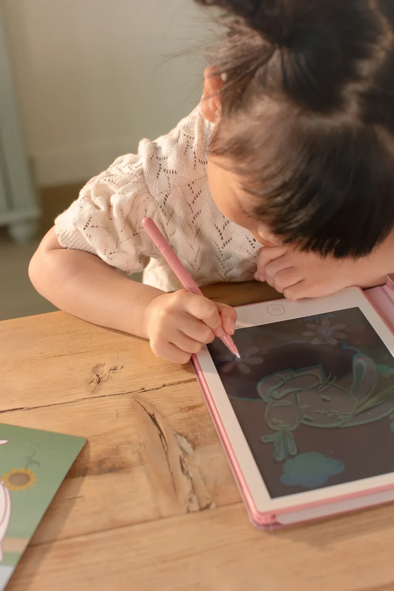 Tablet de dibujo Rosa Fairy Garden · Little Dutch