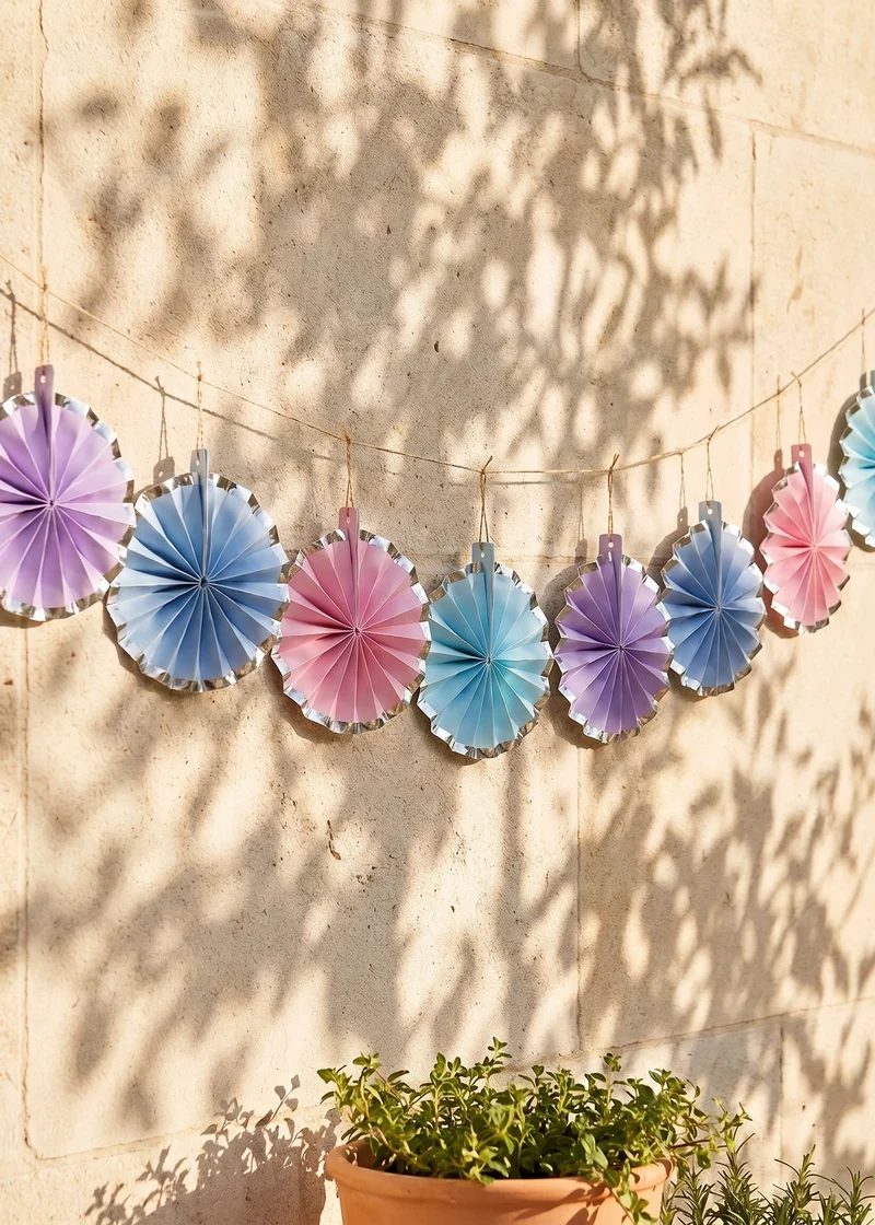 Paper fans garland - 200 cm
