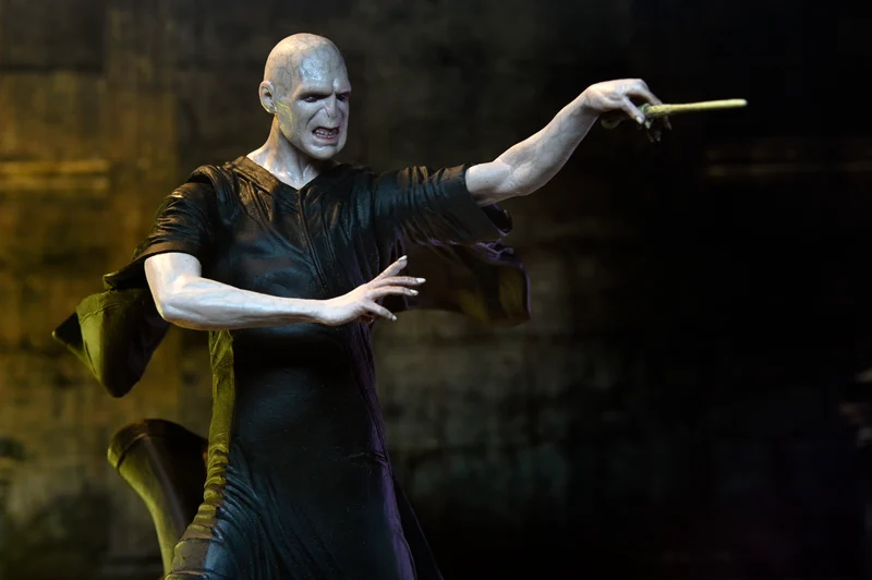 NECA Legacy Collection: Harry Potter - Voldemort 7 Pulgadas