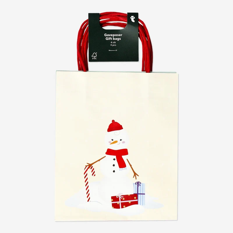 Gift bags with Christmas motifs - 4 pcs