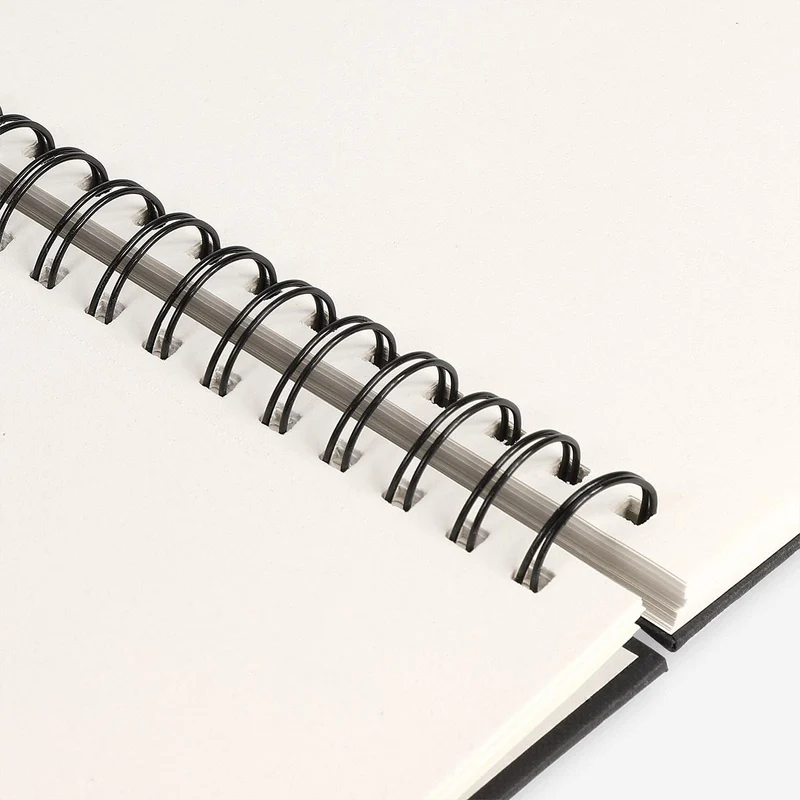 Sketchbook with 80 pages - 30.5x36.6 cm
