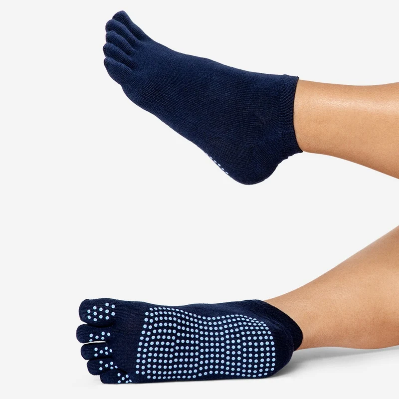 Yoga socks. M/L