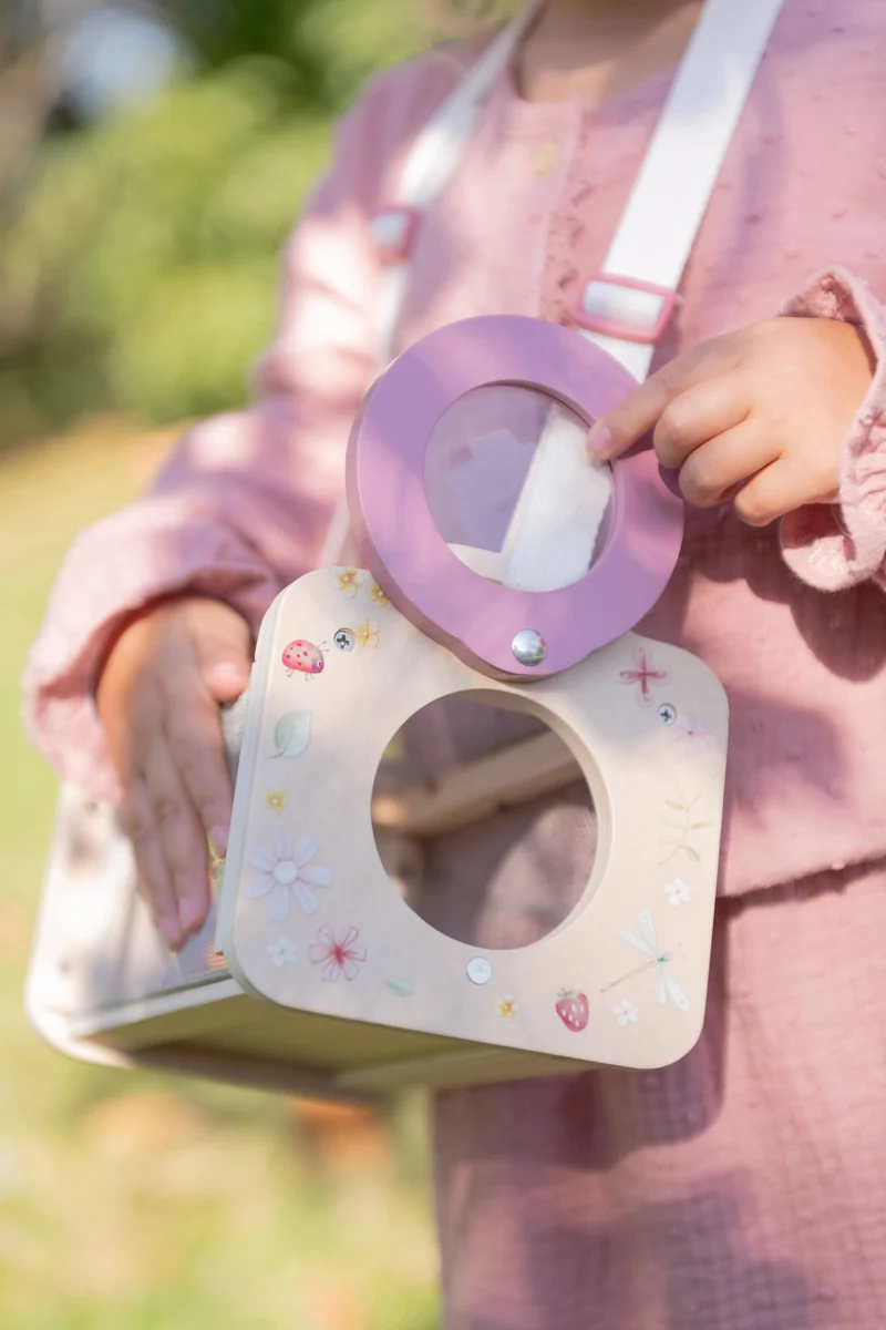 Caja para insectos con lupa Fairy Garden FSC · Little Dutch