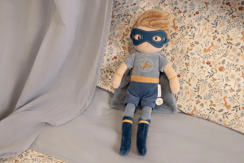 Jim Superhéroe Muñeco Blandito · Little Dutch