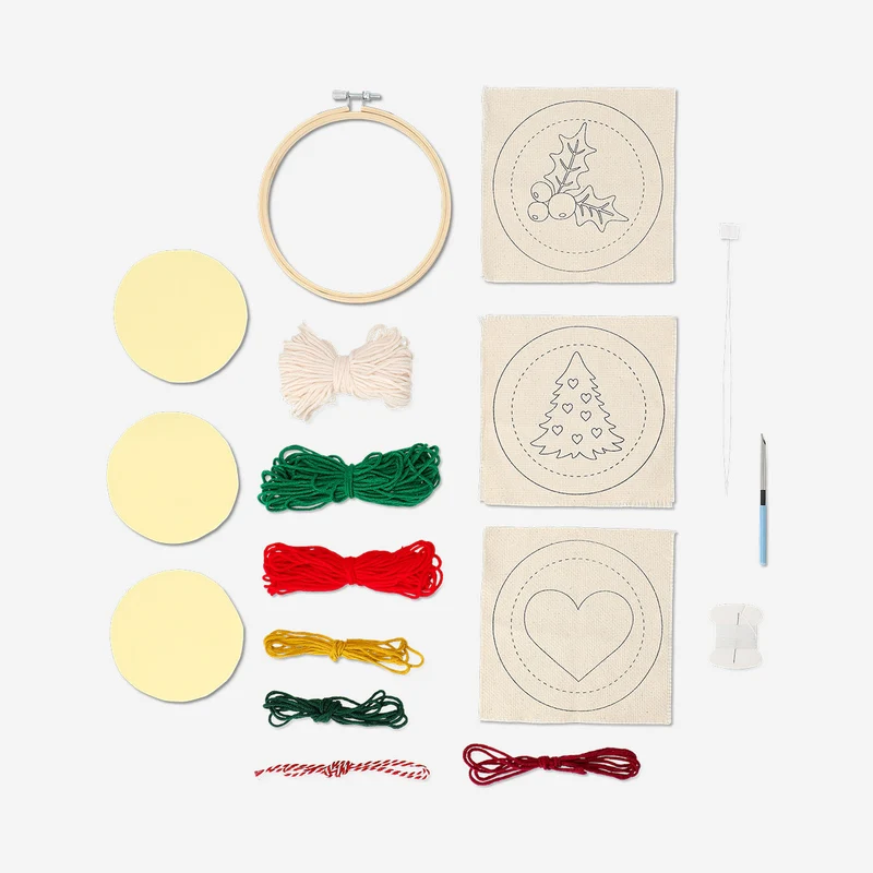 Punch needle set - Christmas themed