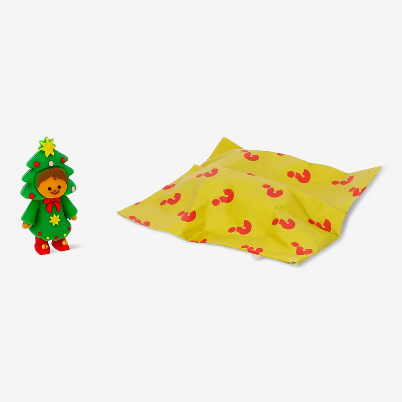 Collectable surprise - Elf in costume