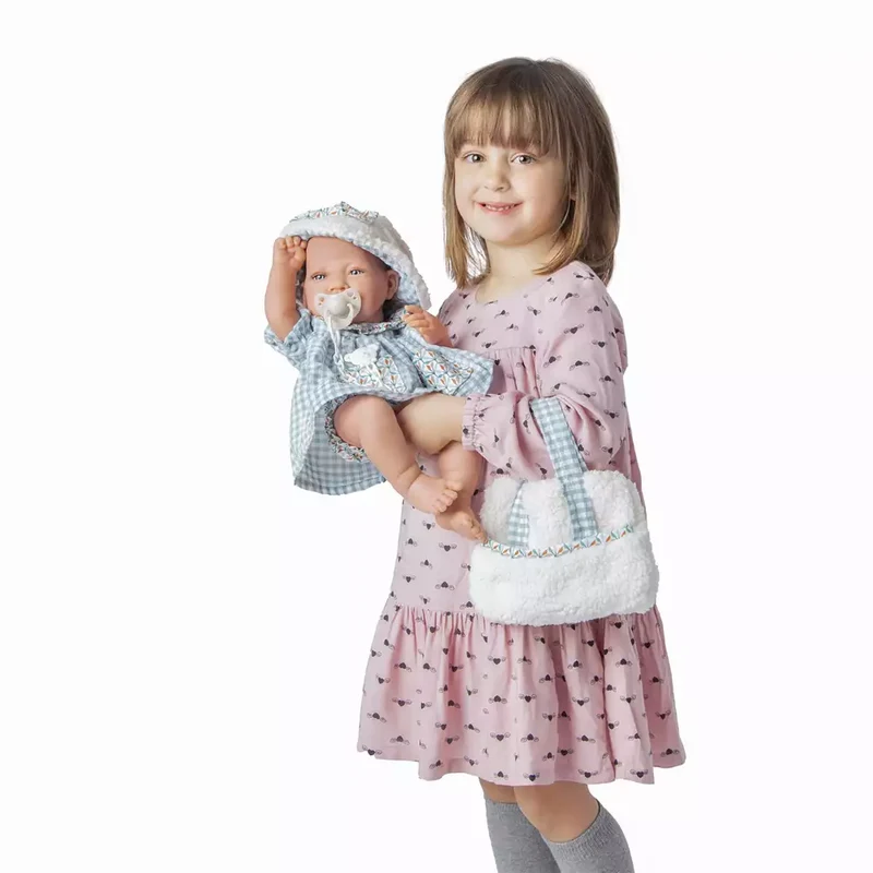 Muñecas Antonio Juan Recién Nacida con Bolsito de Borreguillo 42 cm