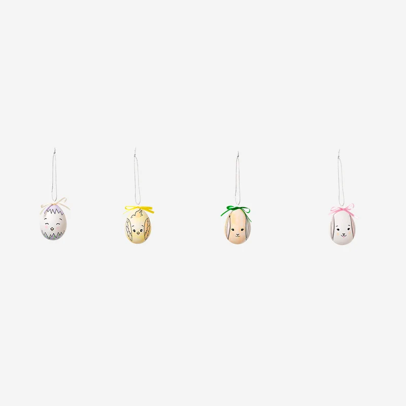DIY decorative eggs with markers