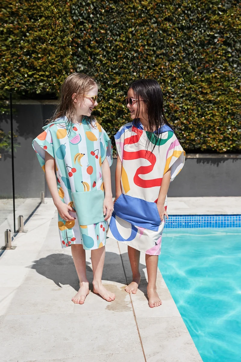 Poncho Five a Day · Dock & Bay
