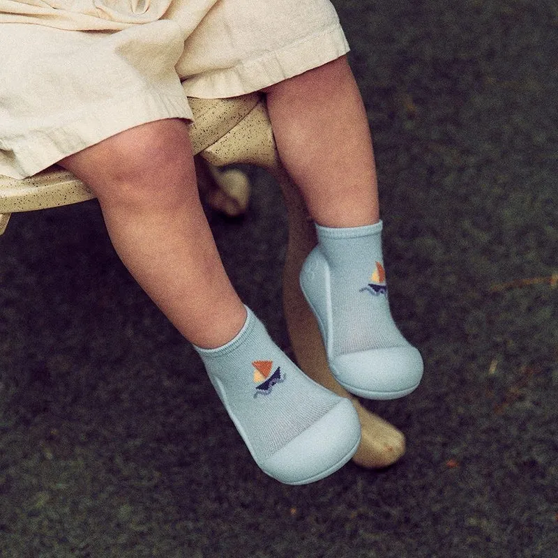 Attipas · Yacht Blue