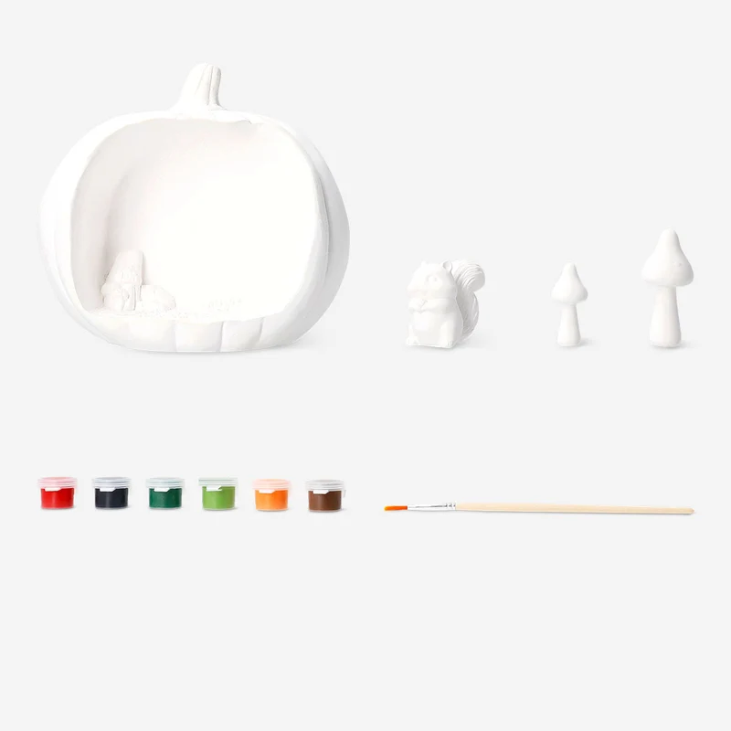 DIY autumn figures in pumpkin
