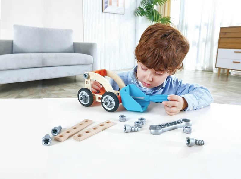 Build, "n" Drive Car Set · Hape