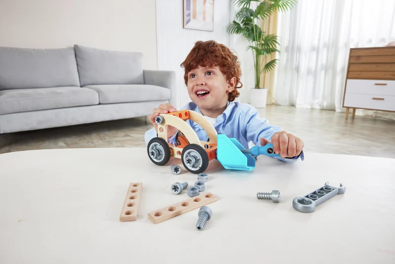 Build, "n" Drive Car Set · Hape