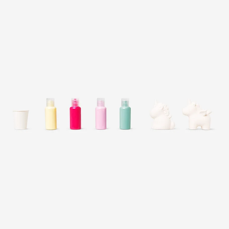 Paint pouring kit with ceramic unicorn