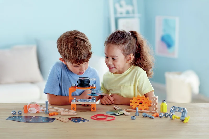 Laboratorio de Ciencias Ópticas · Hape