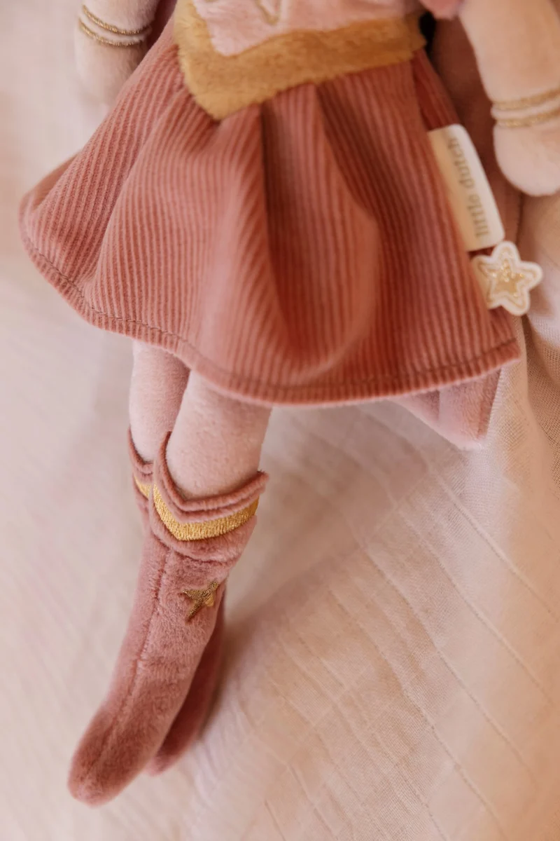 Rosa Superheroína Muñeca Blandita · Little Dutch