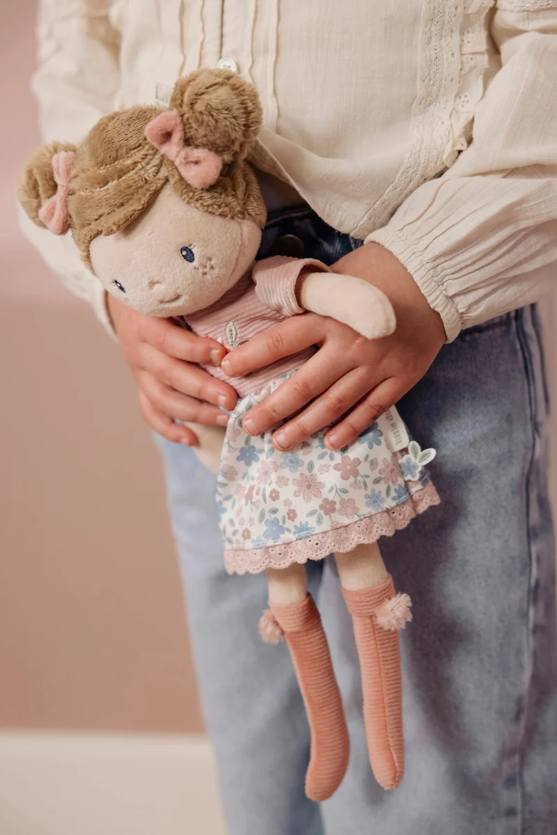 Rosa Muñeca Blandita Nueva · Little Dutch