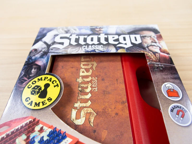Stratego Compact