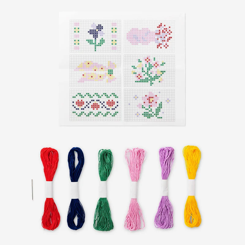 Embroidery kit - Wooden box