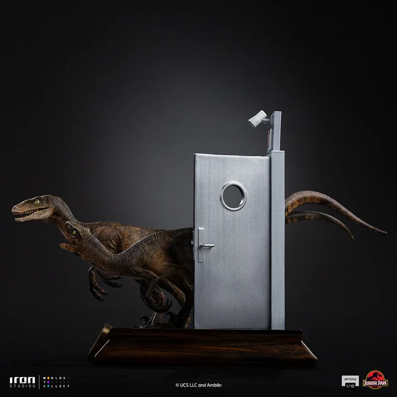 IRON Studios: Jurassic Park - Raptors at the Kitchens Door Escala de Arte 1/10