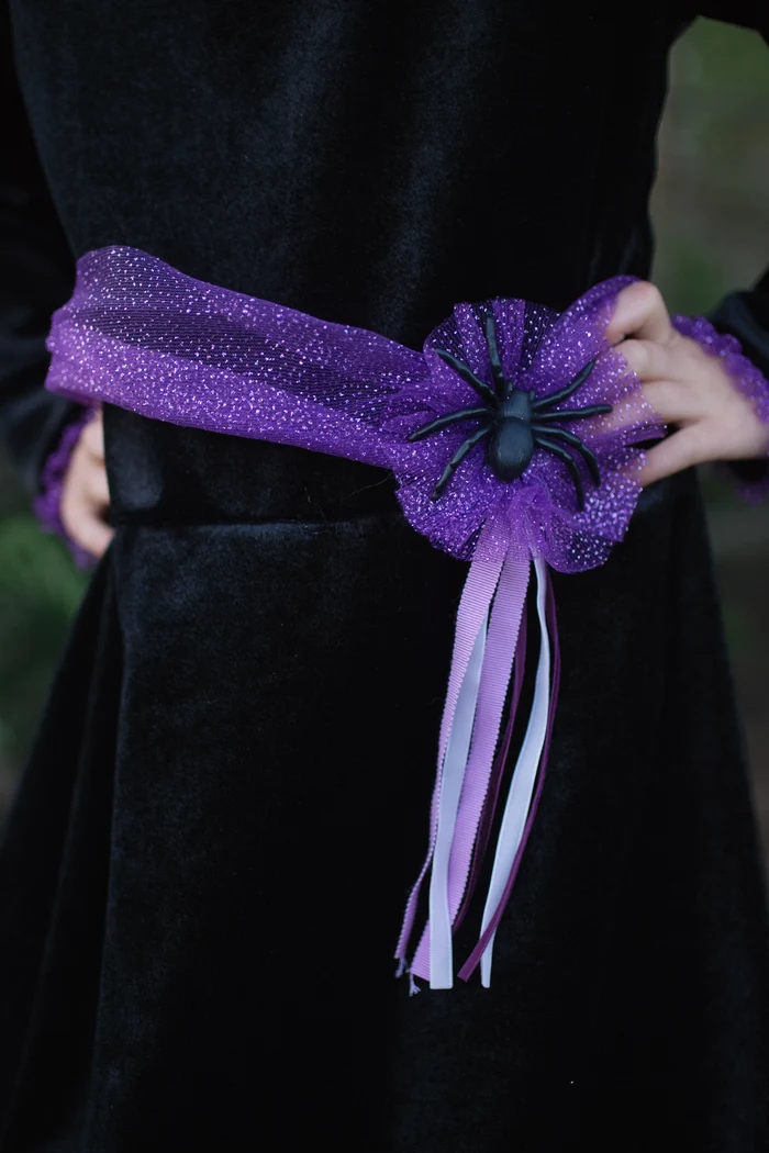 Vera the Velvet Witch (varias tallas)