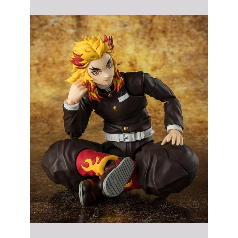 Figura Articulada Kyojuro Rengoku - Demon Slayer: Kimetsu no Yaiba SH Figuarts