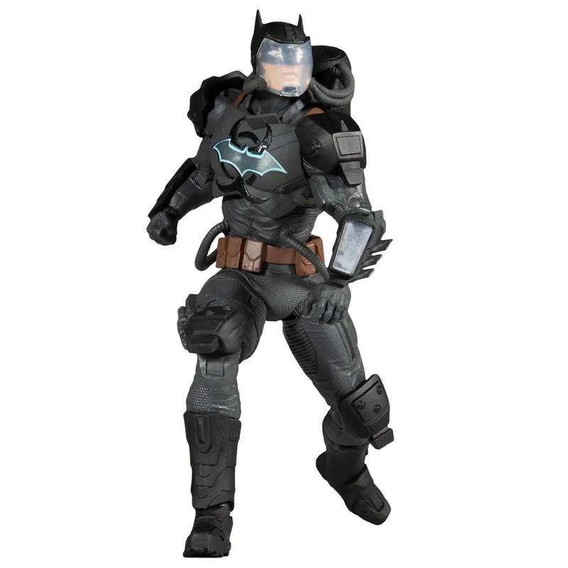 Figura Articulada Batman Hazmat Suit - DC Multiverse