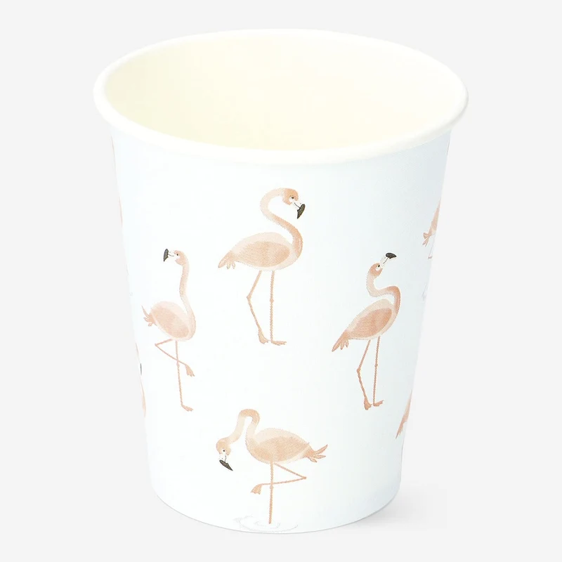 Disposable cups. 8 pcs